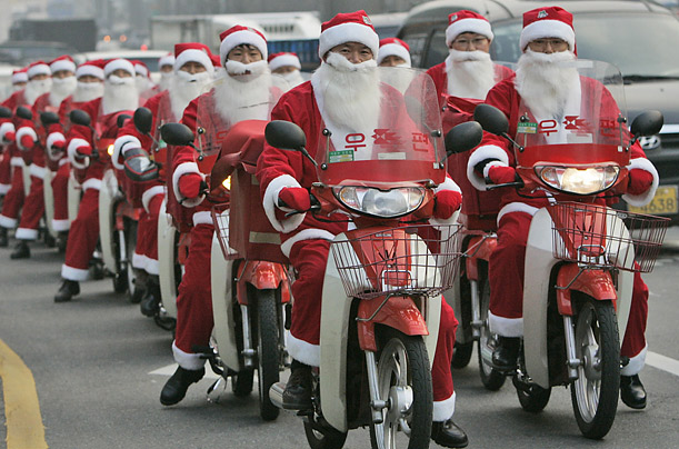 Post image for Not knowing what to do about Santa.